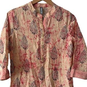 TARUNI Pink & Black Bud Print Embellished Long Kurti Kurta Tunic